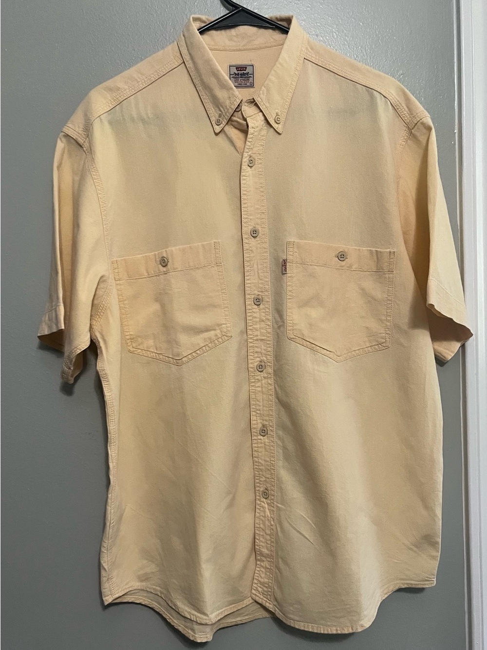 Levi's Pale Yellow Short Sleeve Button-Down Shirt